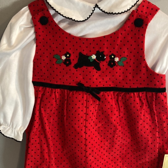 ✨NWT✨Christmas Outfit - Picture 2 of 9